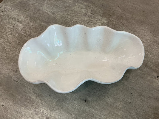 Flutter Dish - Eyelet White