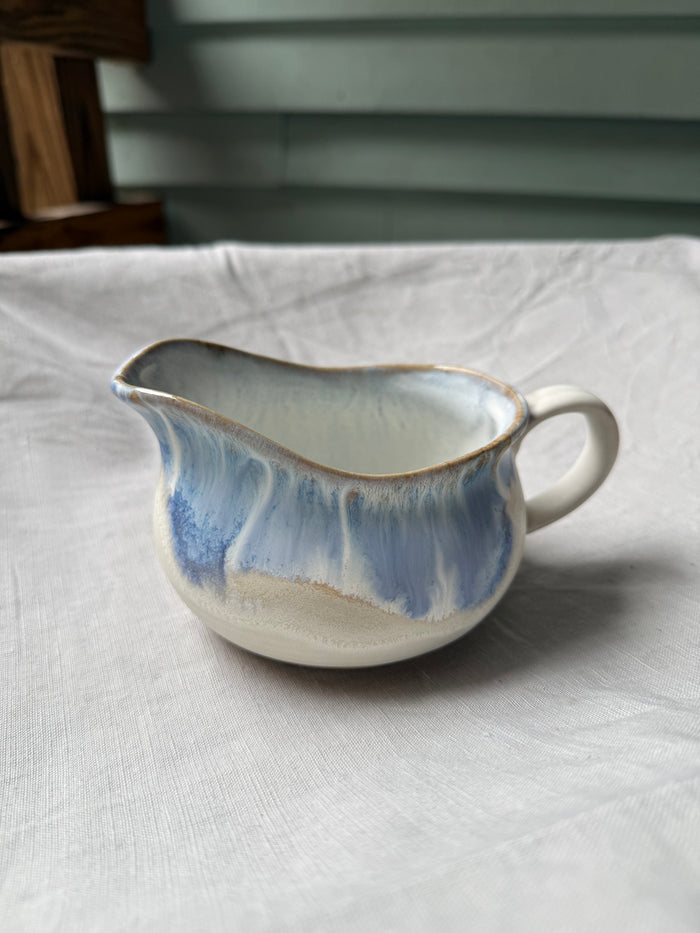 Gravy Boat & Saucer Set - Blue Willow