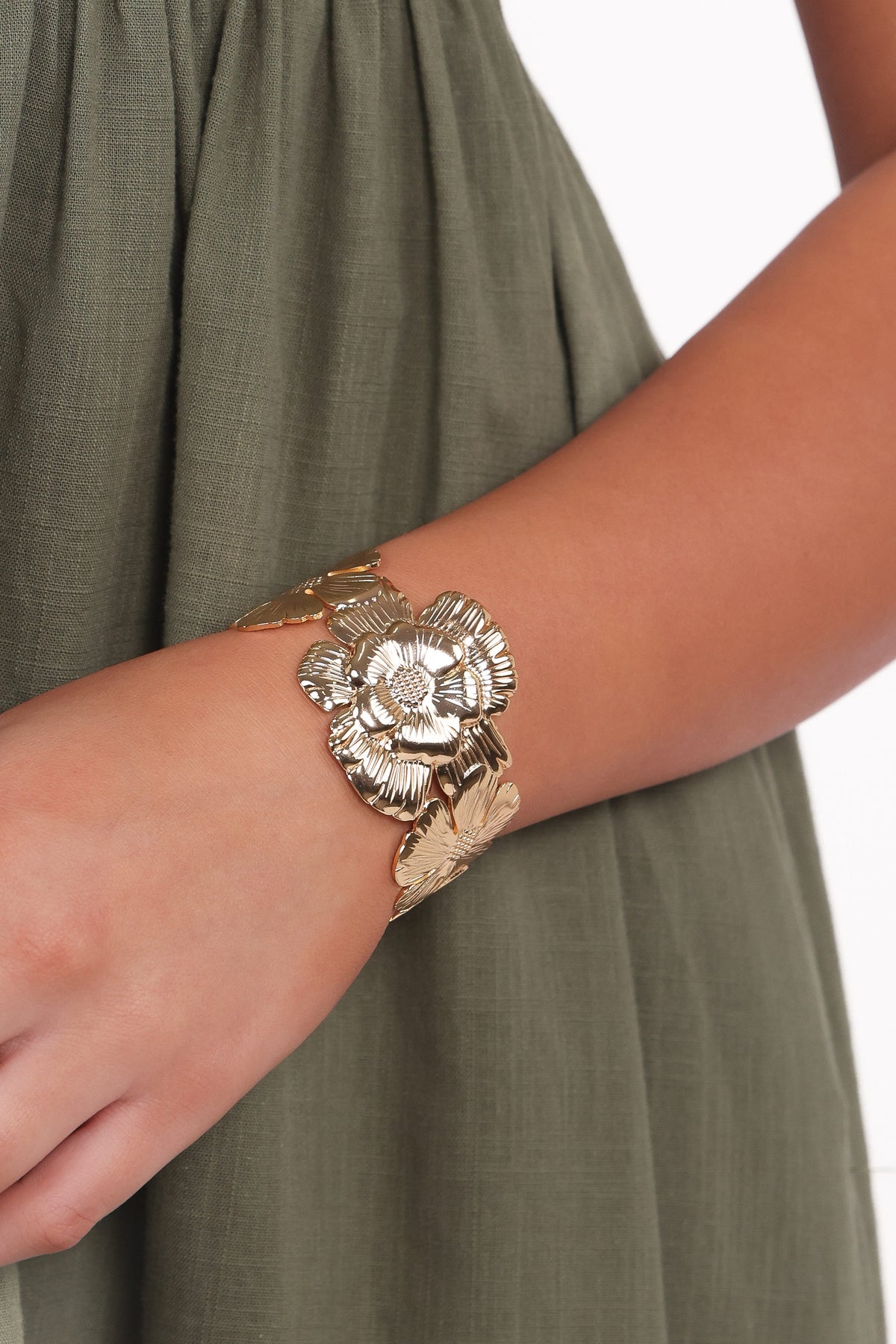 Bloom Cuff Bracelet - Gold
